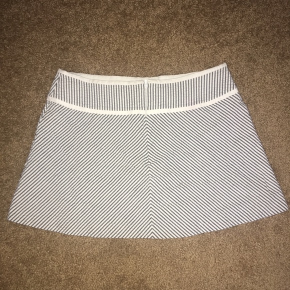 Striped mini skirt - Picture 2 of 2